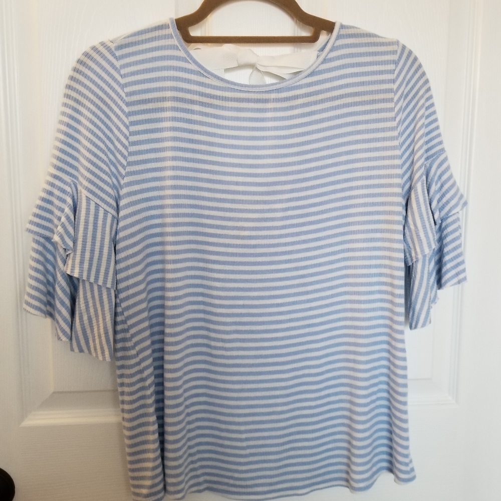 Blu Pepper stripped white/light blue tie back top